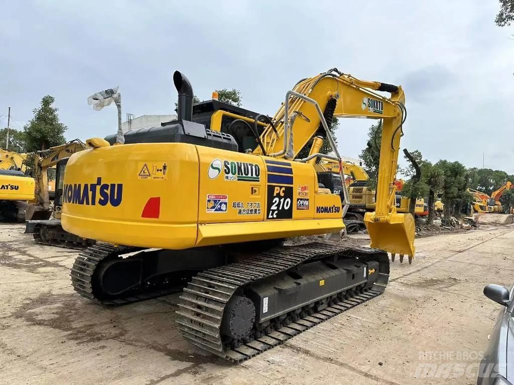 Komatsu PC 200-8 Beltegraver