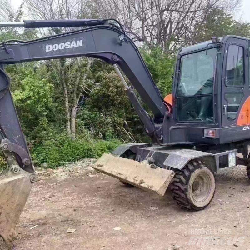 Doosan dx60w Hjulgravere