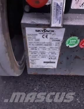 SkyJack SJ III 3226 Sakselifter