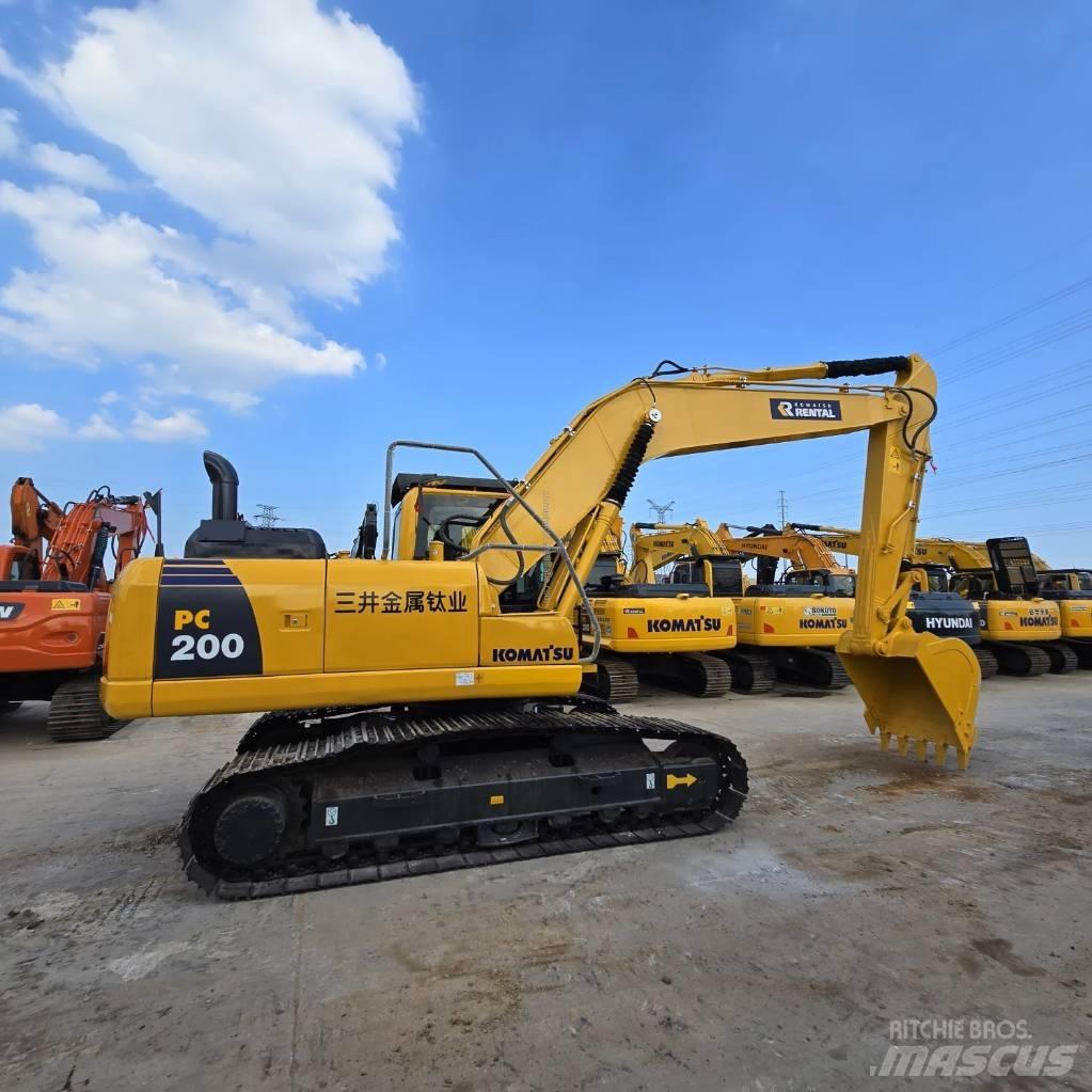 Komatsu PC 200-8 Beltegraver