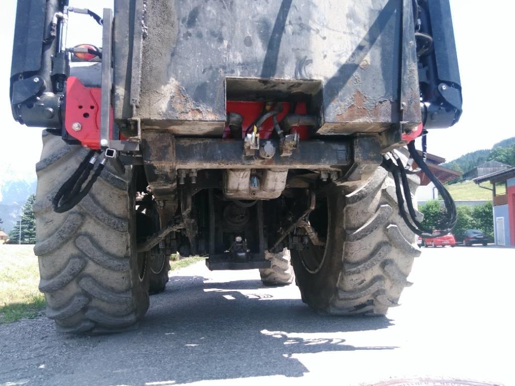 Valtra T 151 E HT Traktor med skogsutstyr