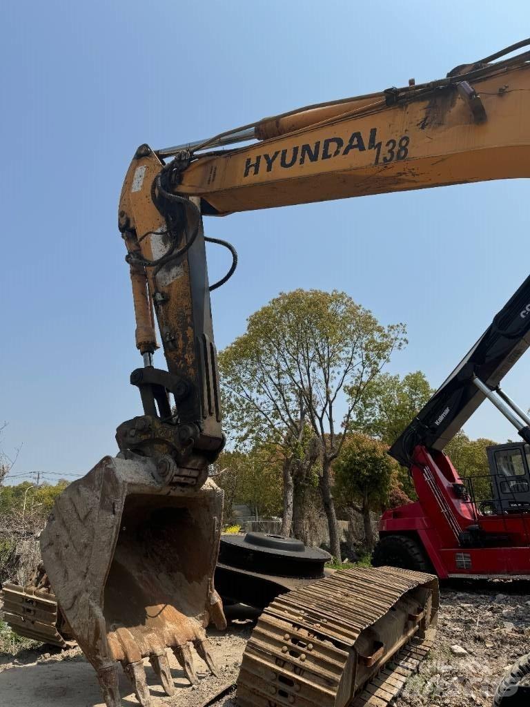 Hyundai R 150 W-9 Hjulgravere