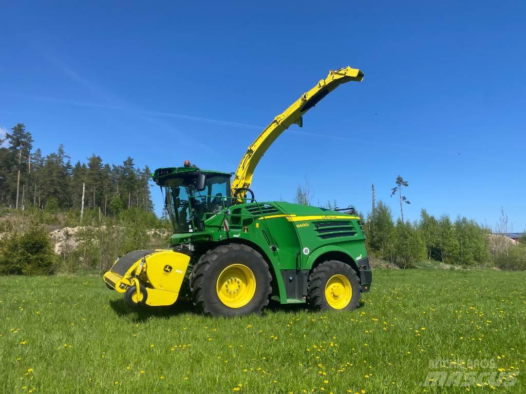 John Deere 8400 i Selvdrevne fôrhøstere
