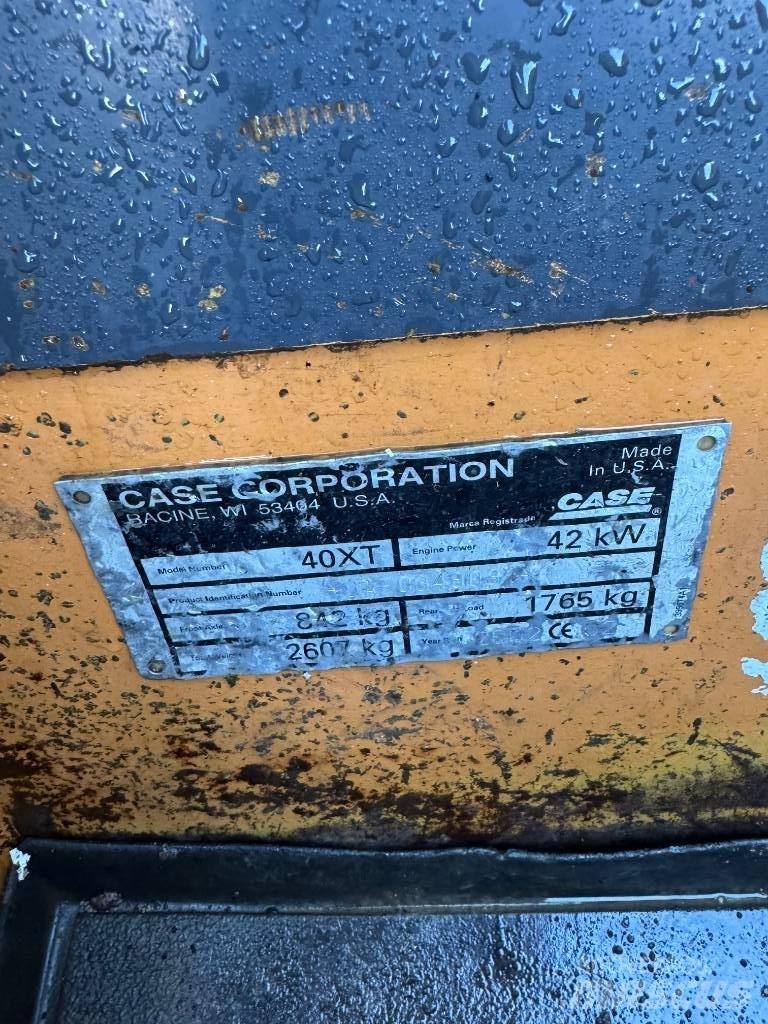 CASE 40 XT Kompaktlastere