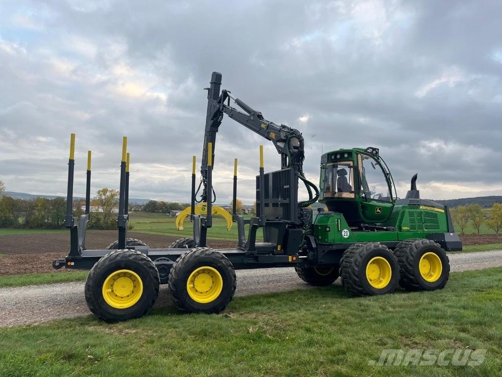 John Deere 1210G Lassbærere