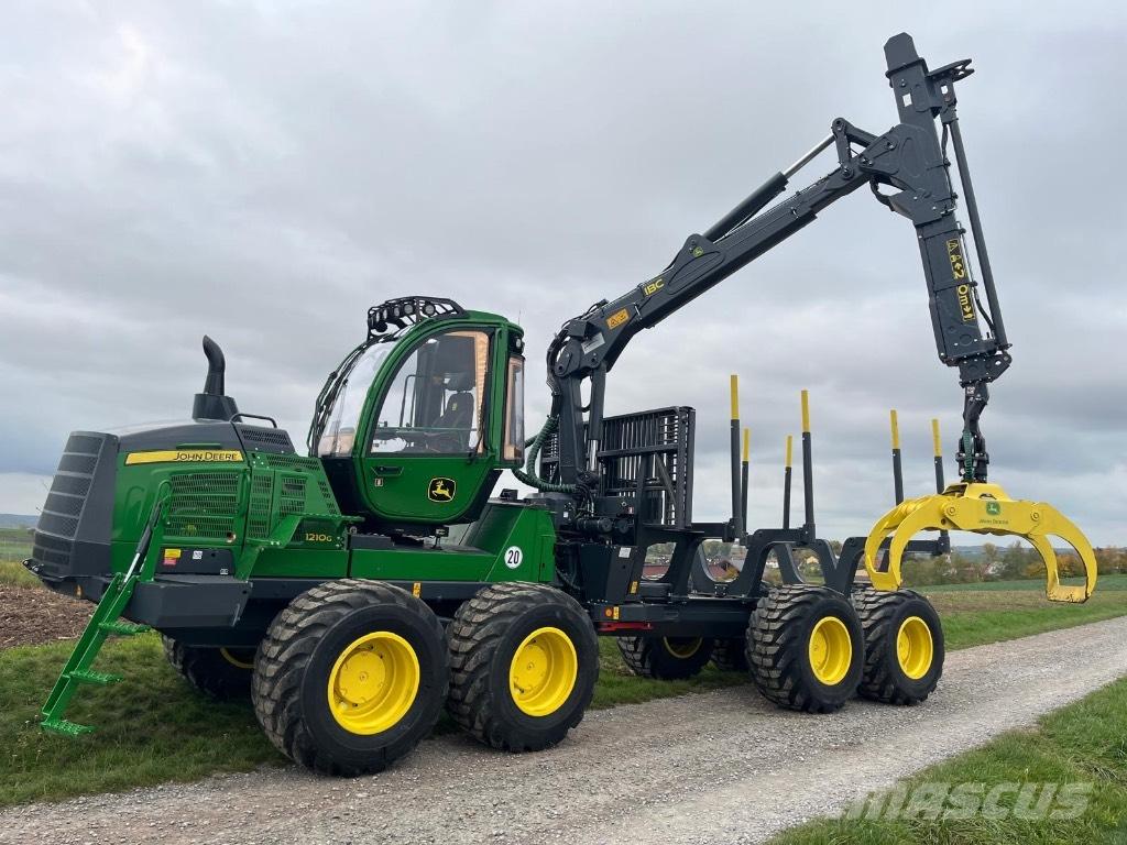 John Deere 1210G Lassbærere