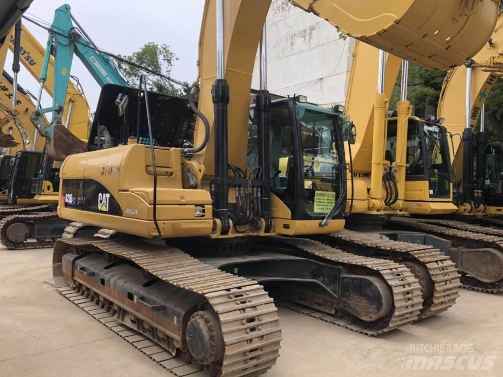 CAT 329 Beltegraver