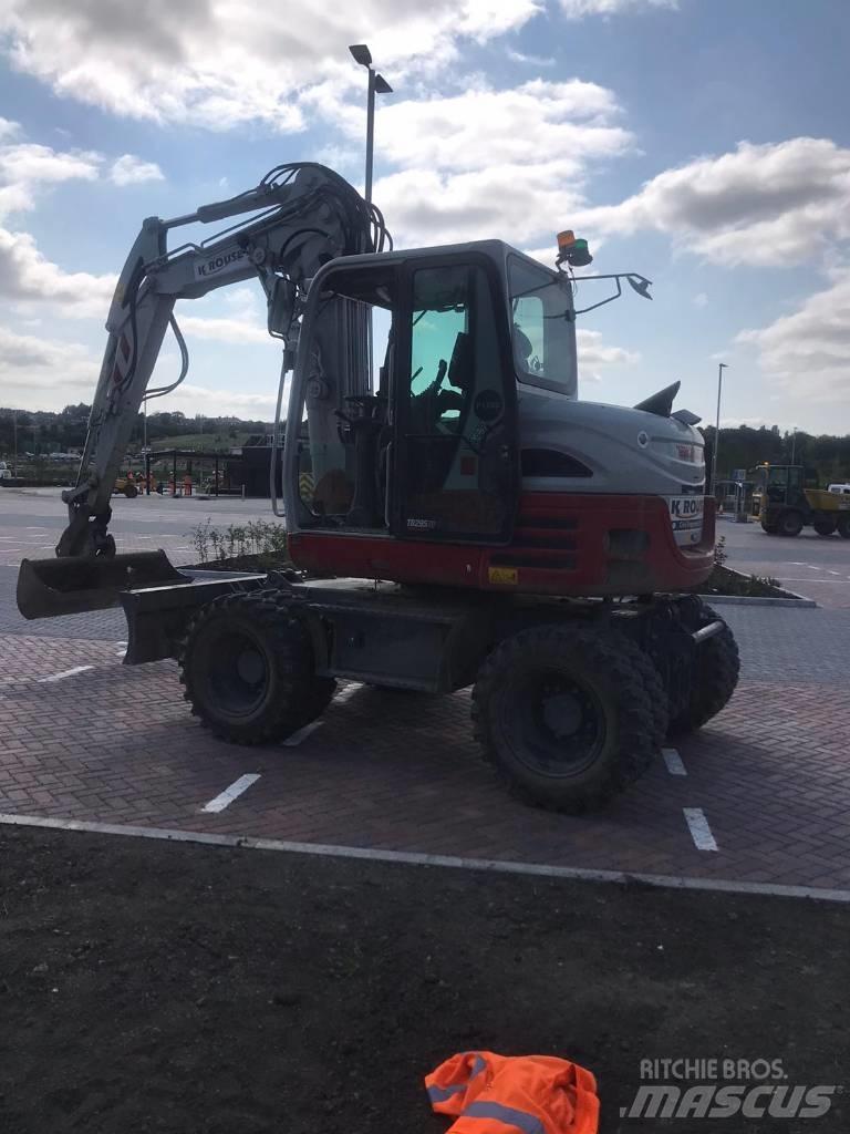 Takeuchi TB295W Hjulgravere