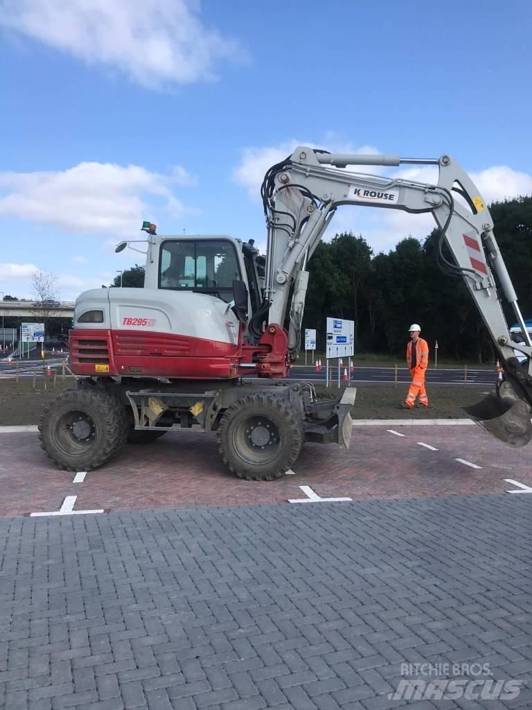 Takeuchi TB295W Hjulgravere