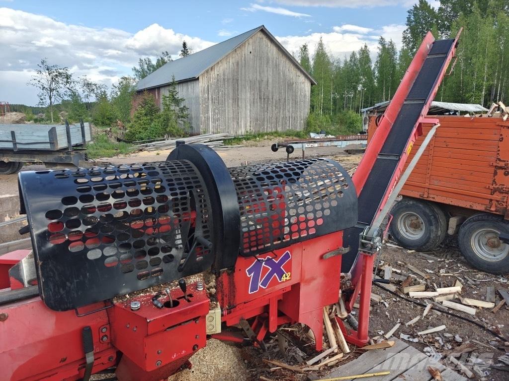 Hakki Pilke 1X42 Vedkløvere, kappemaskiner og flismaskiner