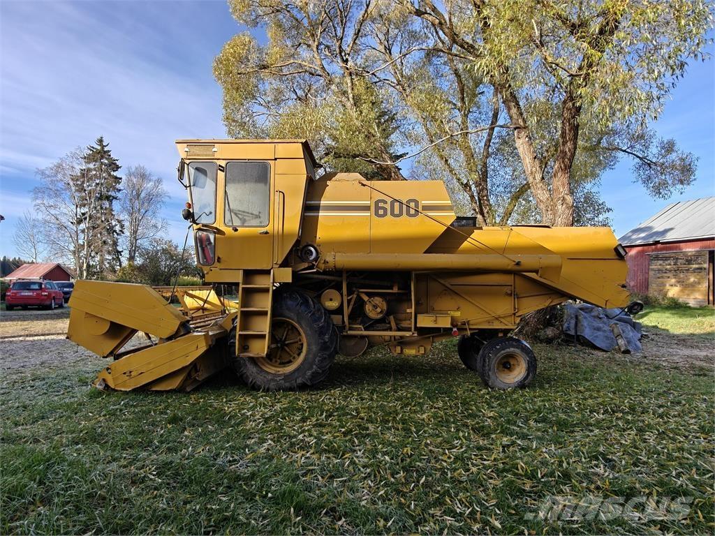 Sampo-Rosenlew 600 Skurtreskere