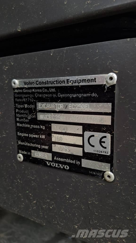 Volvo EC 250 EL Beltegraver