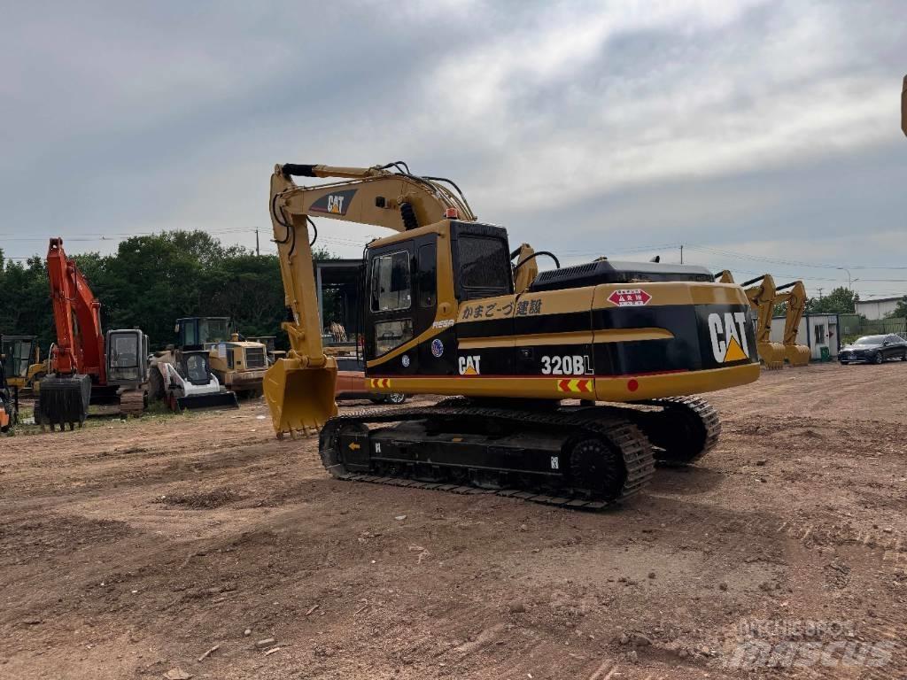 CAT 320 B L Beltegraver