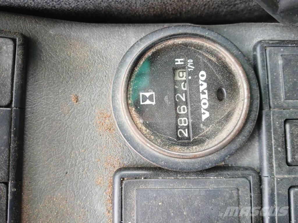 Volvo EC 360 B LC Beltegraver