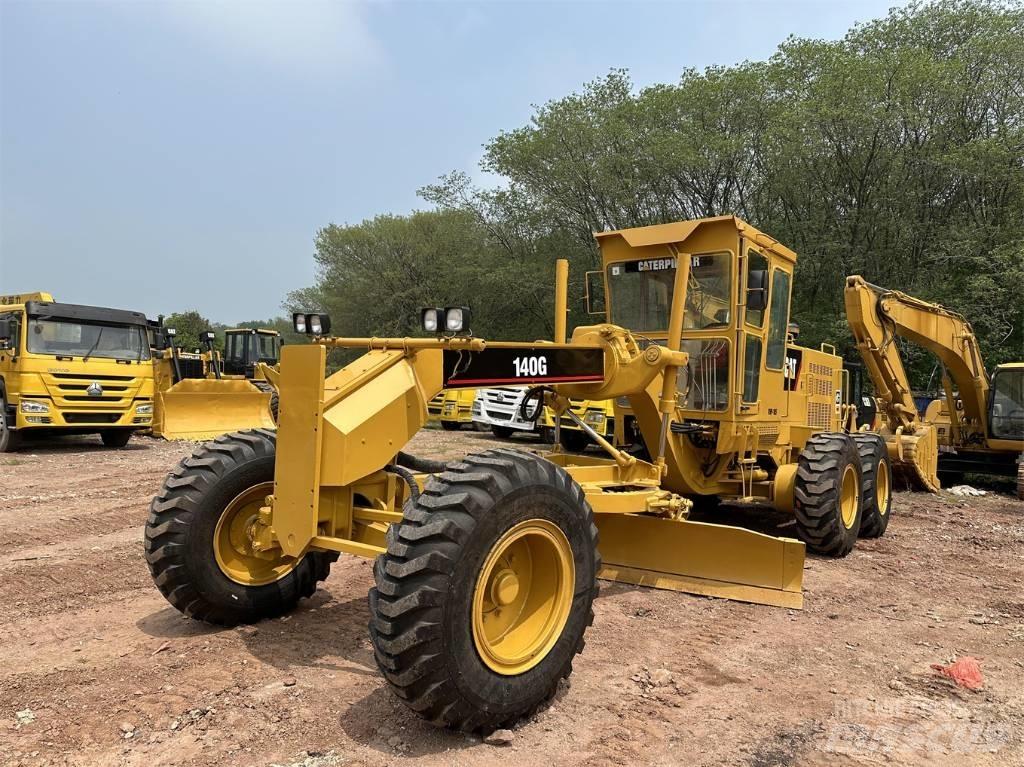 CAT 140G Veihøvler
