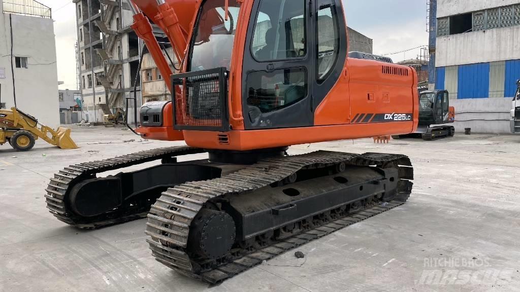 Doosan DX 225 Beltegraver