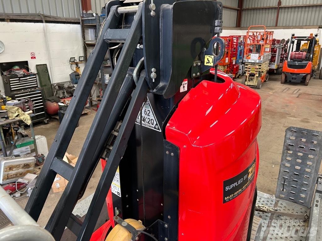 Manitou 100 VJR Personløftere
