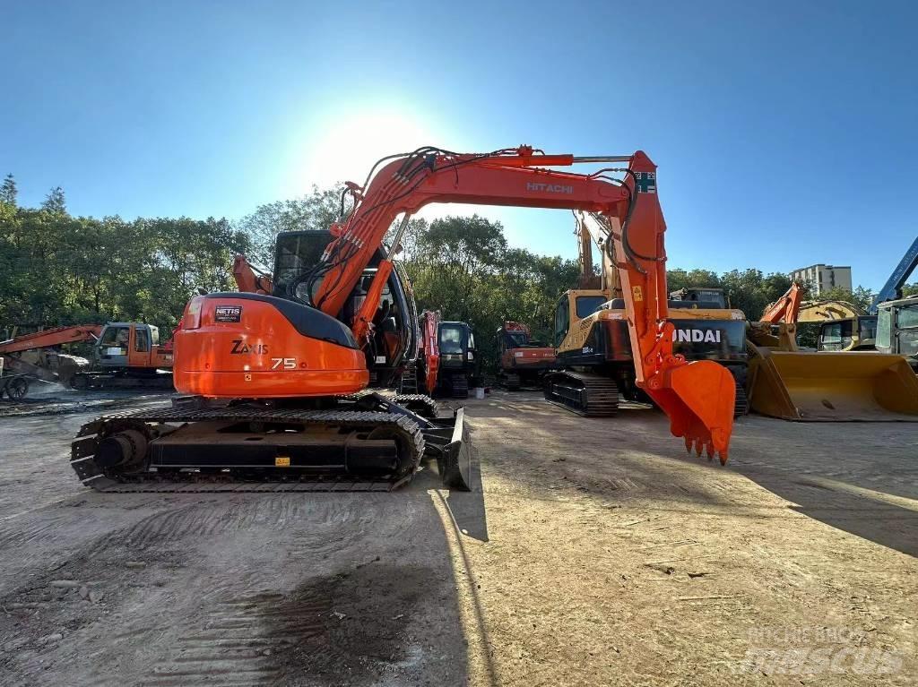Hitachi ZX 75 Midigravere 7 - 12t