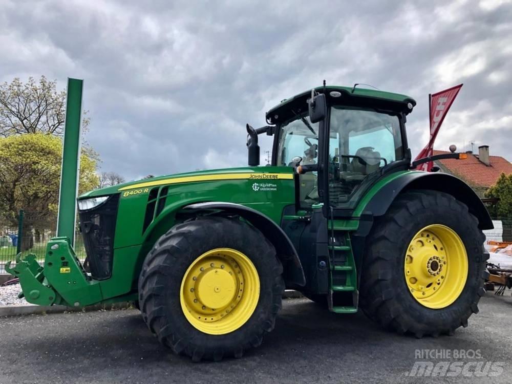 John Deere 8400 R Traktorer