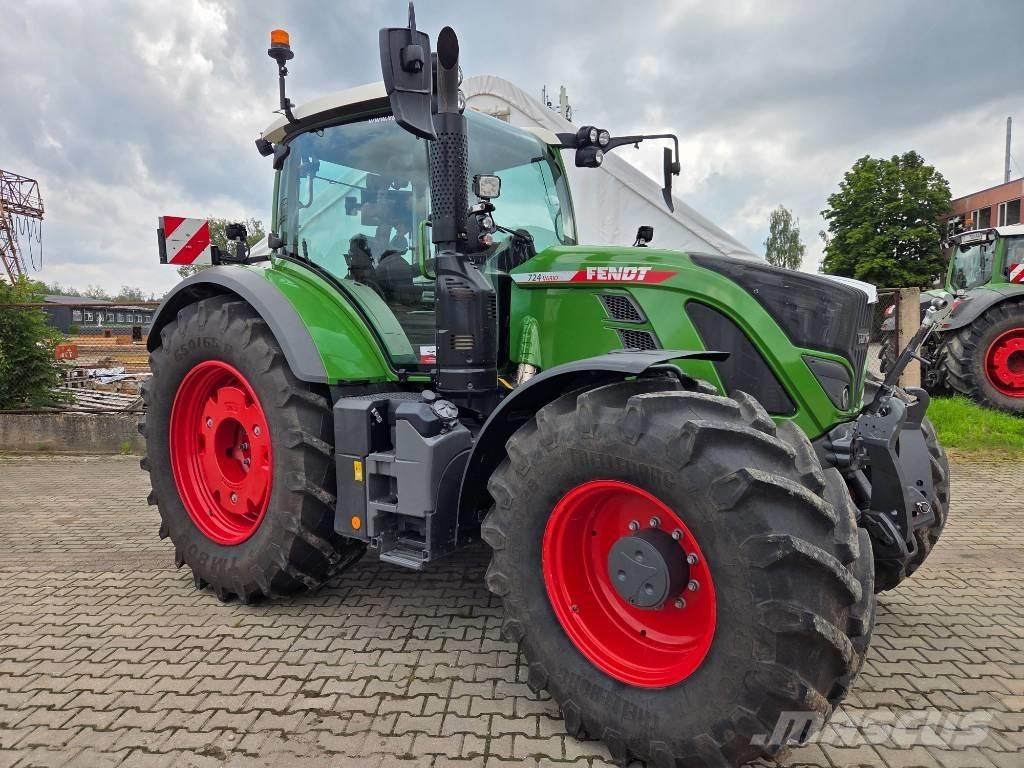 Fendt 724 Vario Traktorer