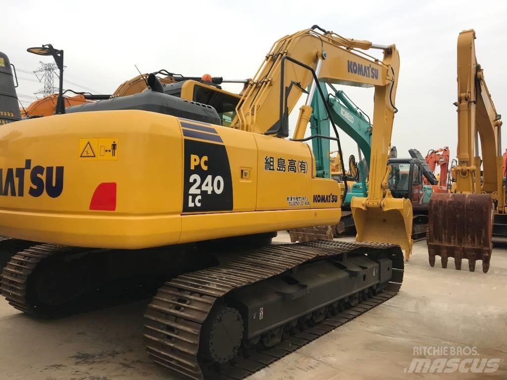 Komatsu PC 240 LC-8 Beltegraver
