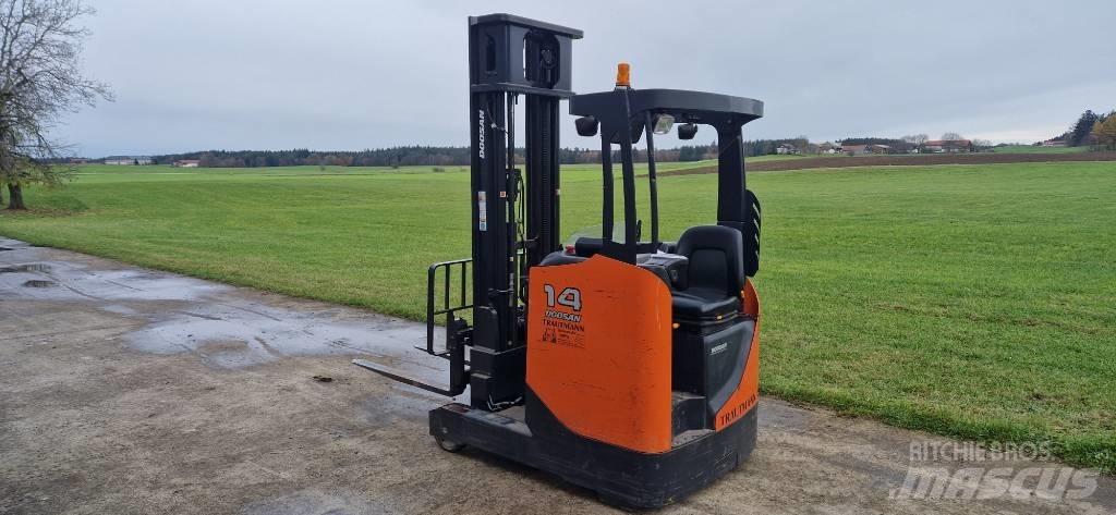 Doosan BR 16 JW-7 Skyvemasttruck