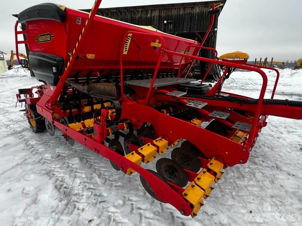 Väderstad Rapid400C Kombinerte såmaskiner
