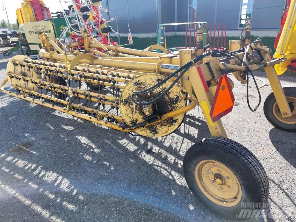  Wermeer R2300 Svanser
