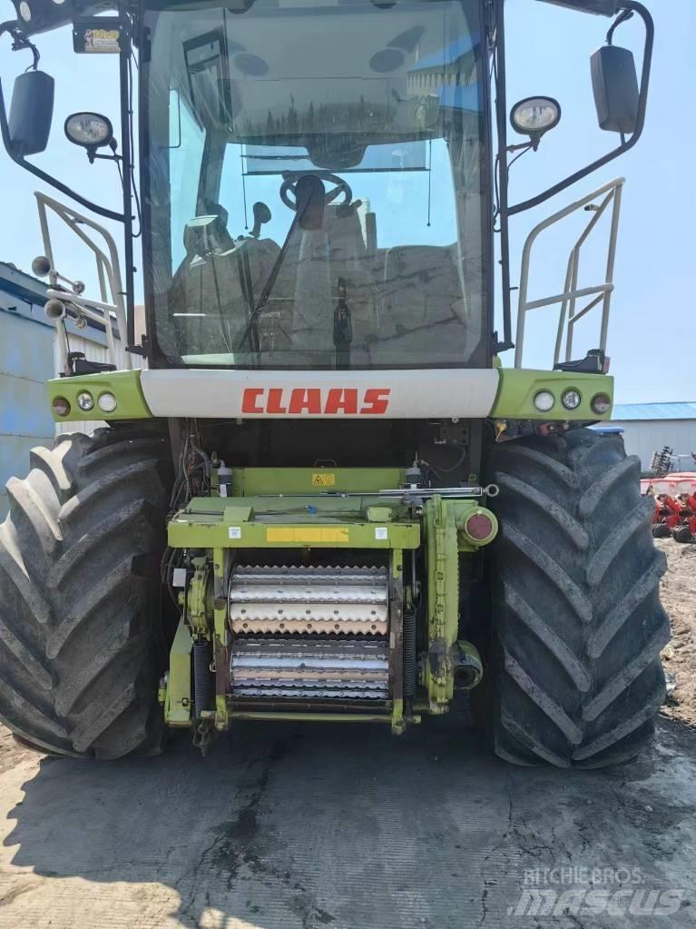 CLAAS Jaguar 960 4WD Selvdrevne fôrhøstere