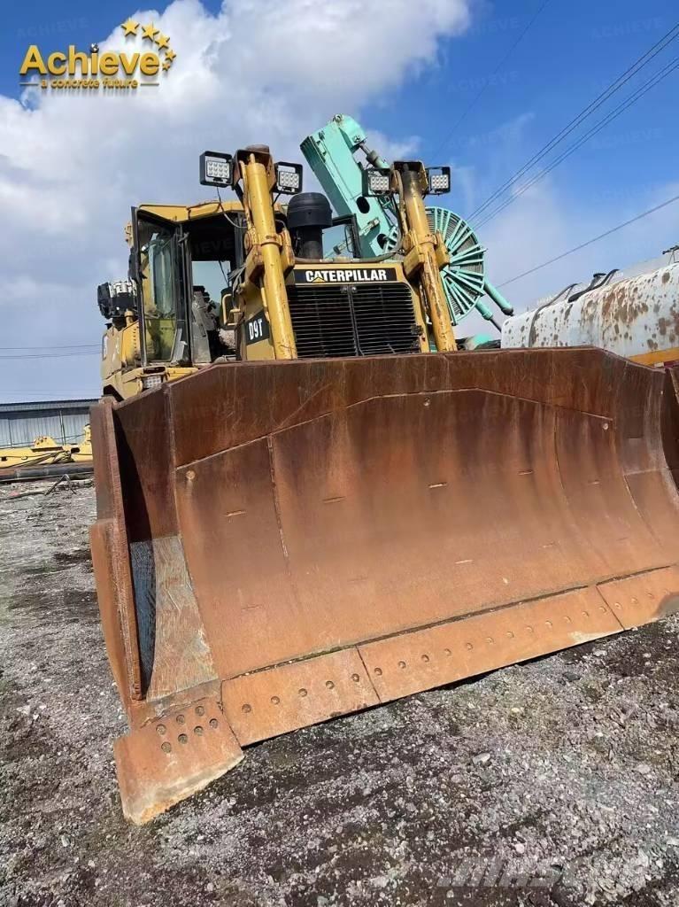 CAT D 9 T Dozere Beltegående