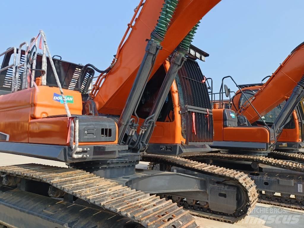 Doosan DX300-9 Beltegraver