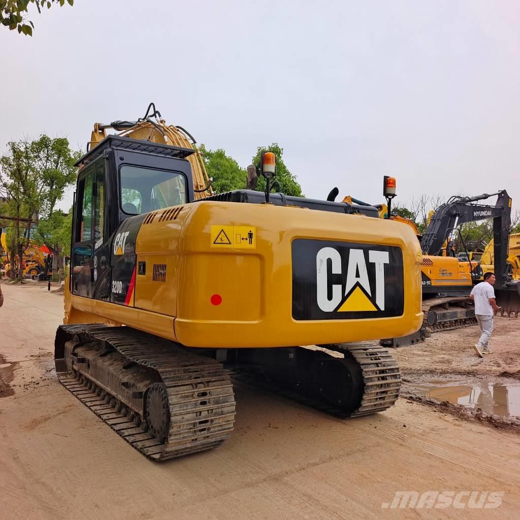 CAT 320 D2L Beltegraver