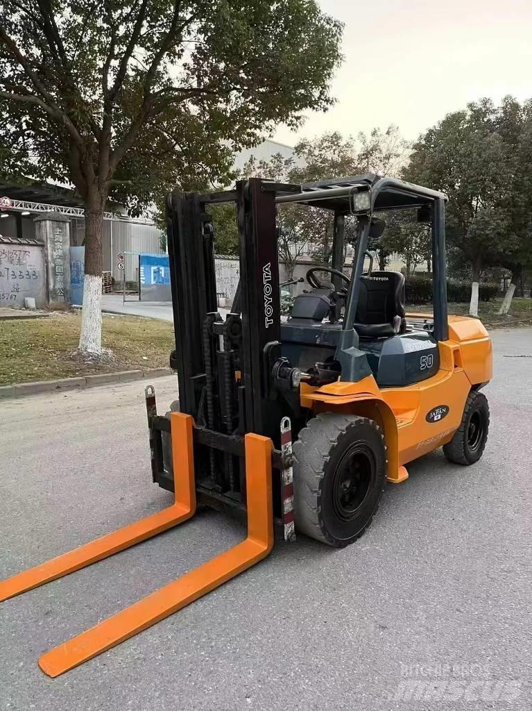 Toyota FD 50 Diesel Trucker