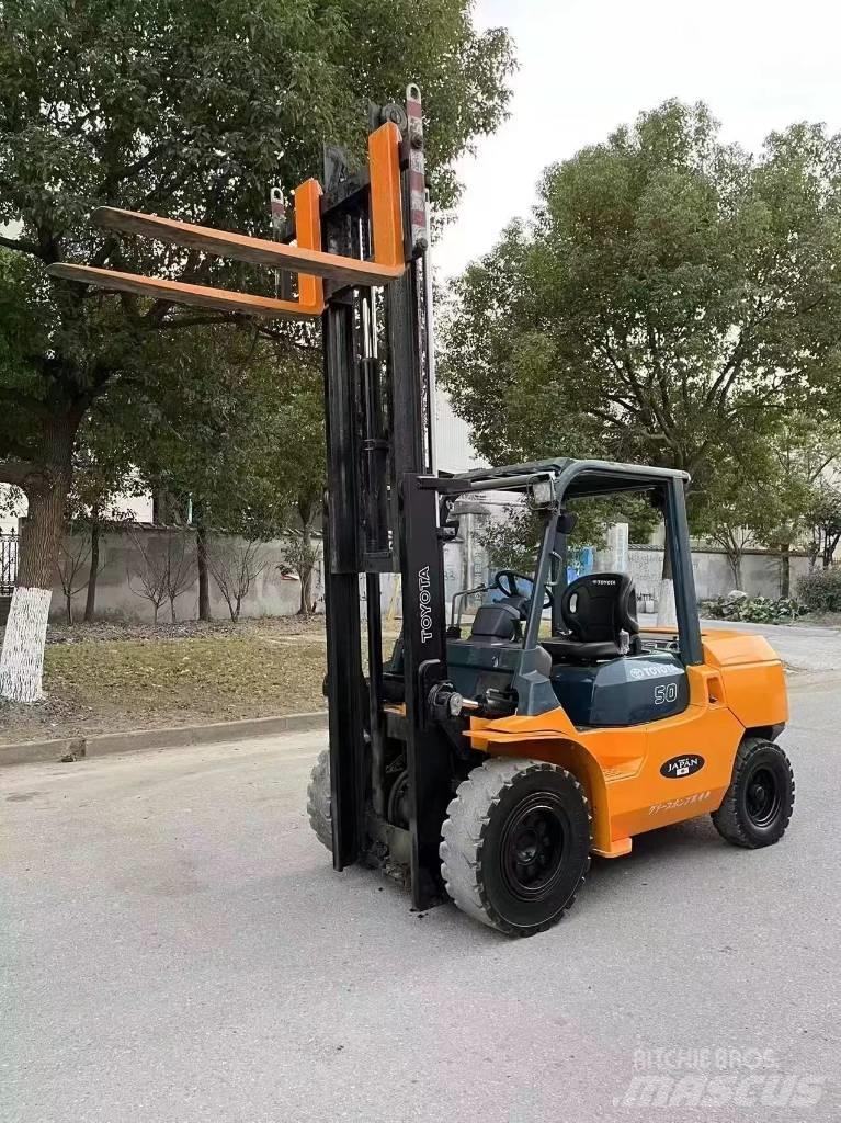 Toyota FD 50 Diesel Trucker