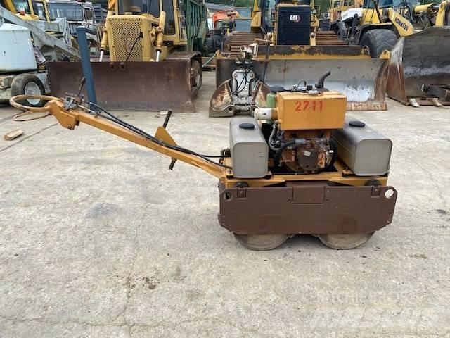 CASE Vibromax W 70 Tandem Valser