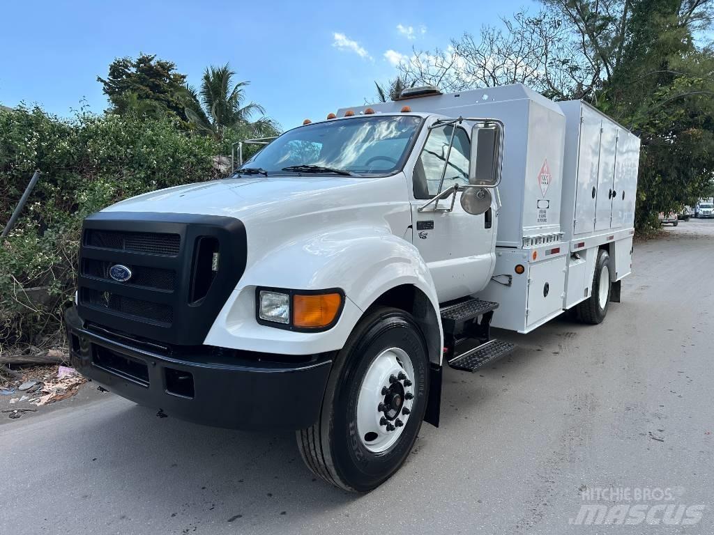 Ford F 750 XLT Tankbiler