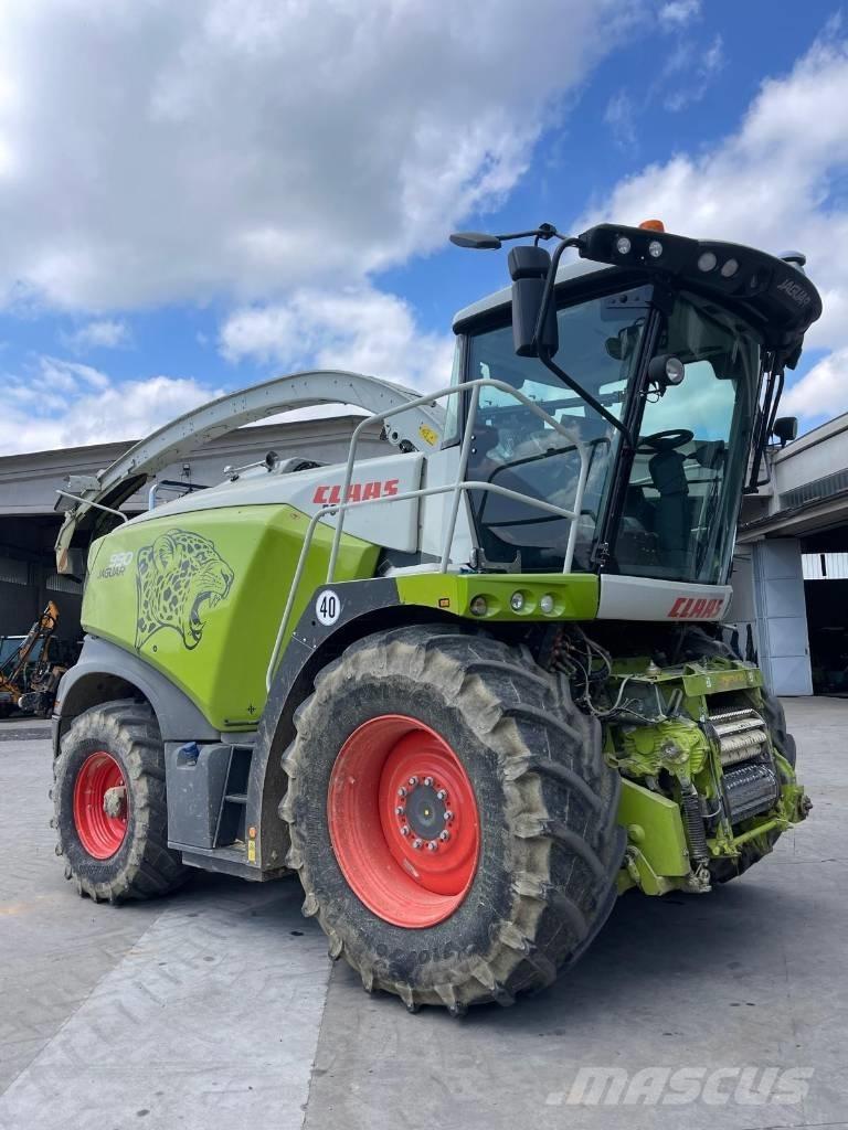 CLAAS Jaguar 990 Selvdrevne fôrhøstere