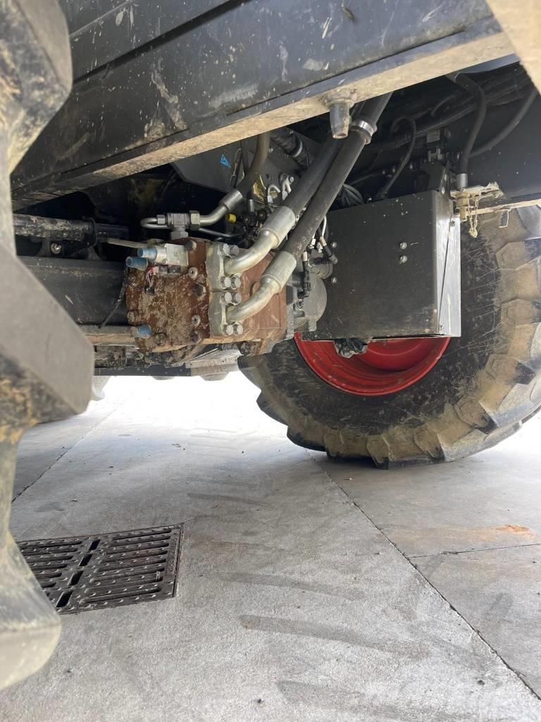 CLAAS Jaguar 990 Selvdrevne fôrhøstere