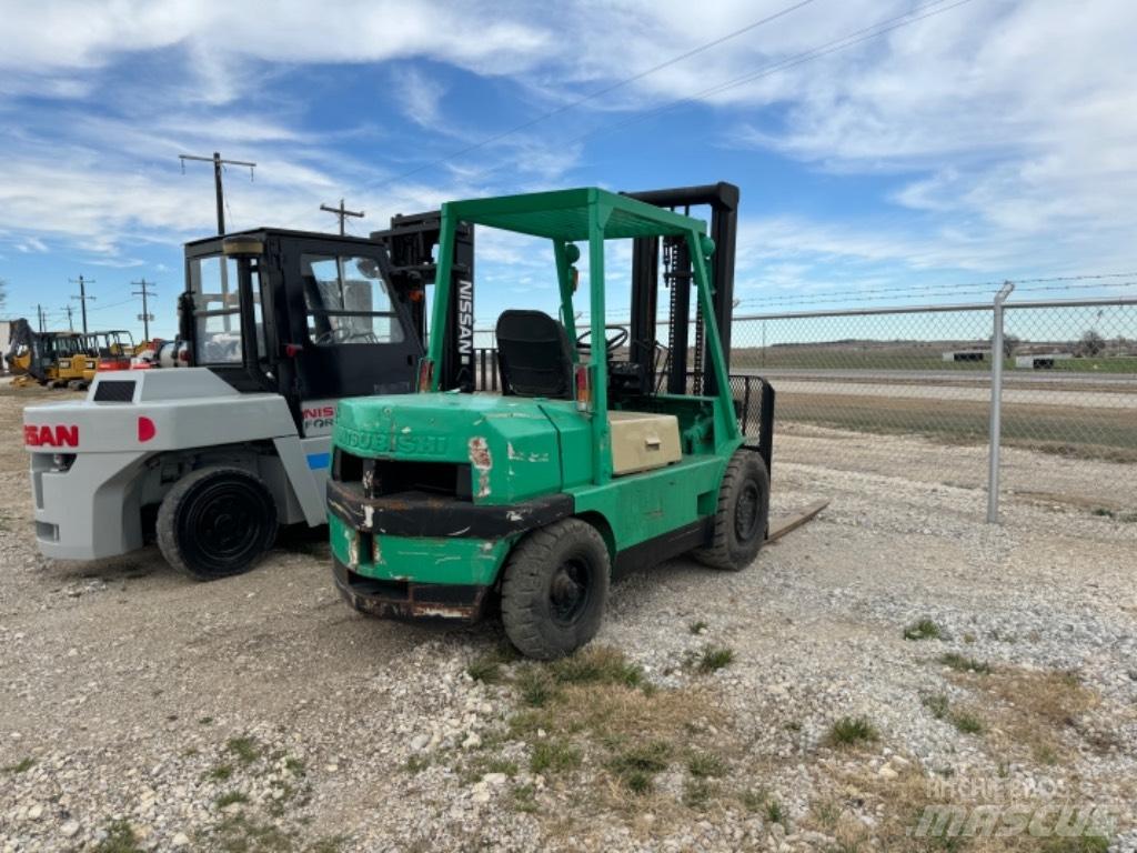 Mitsubishi FD40 Gaffeltrucker - Annet