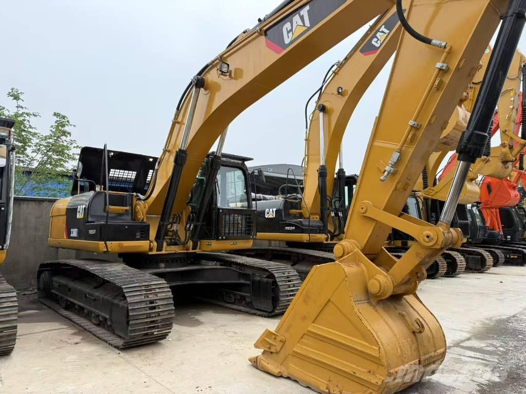 CAT 330 D L Beltegraver