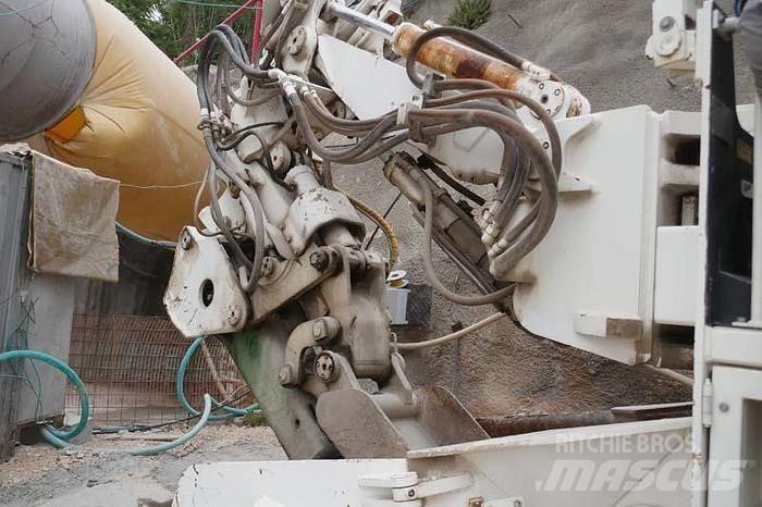 Schaeff ITC312 Borerigger