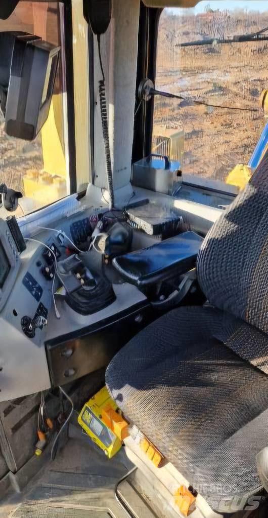 CAT D 8 T Dozere Beltegående
