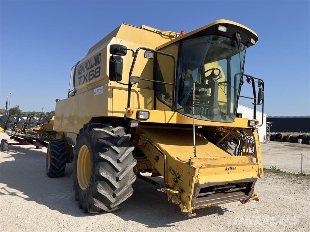 New Holland TX68 Skurtreskere