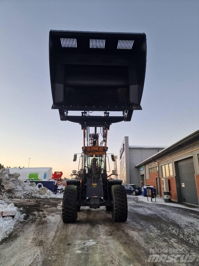 CASE 821G Hjullastere