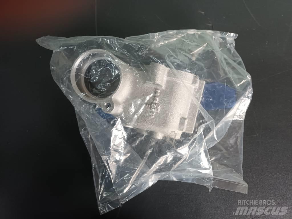 Volvo PIPE 1549312 Motorer