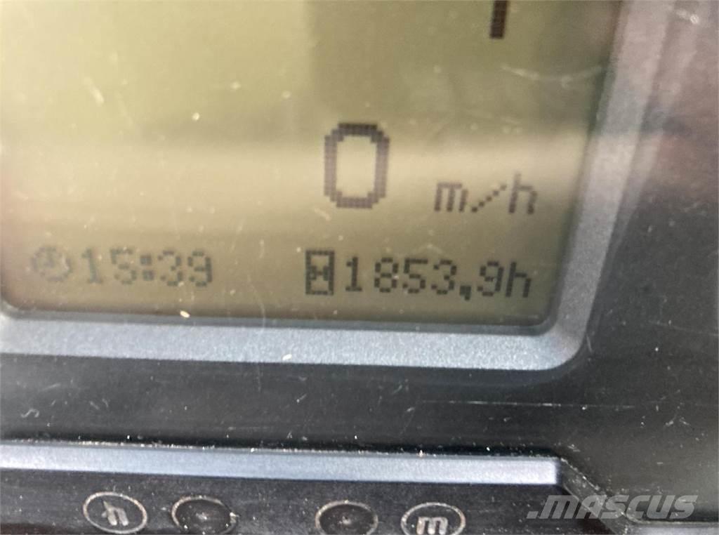 John Deere 6820 Traktorer