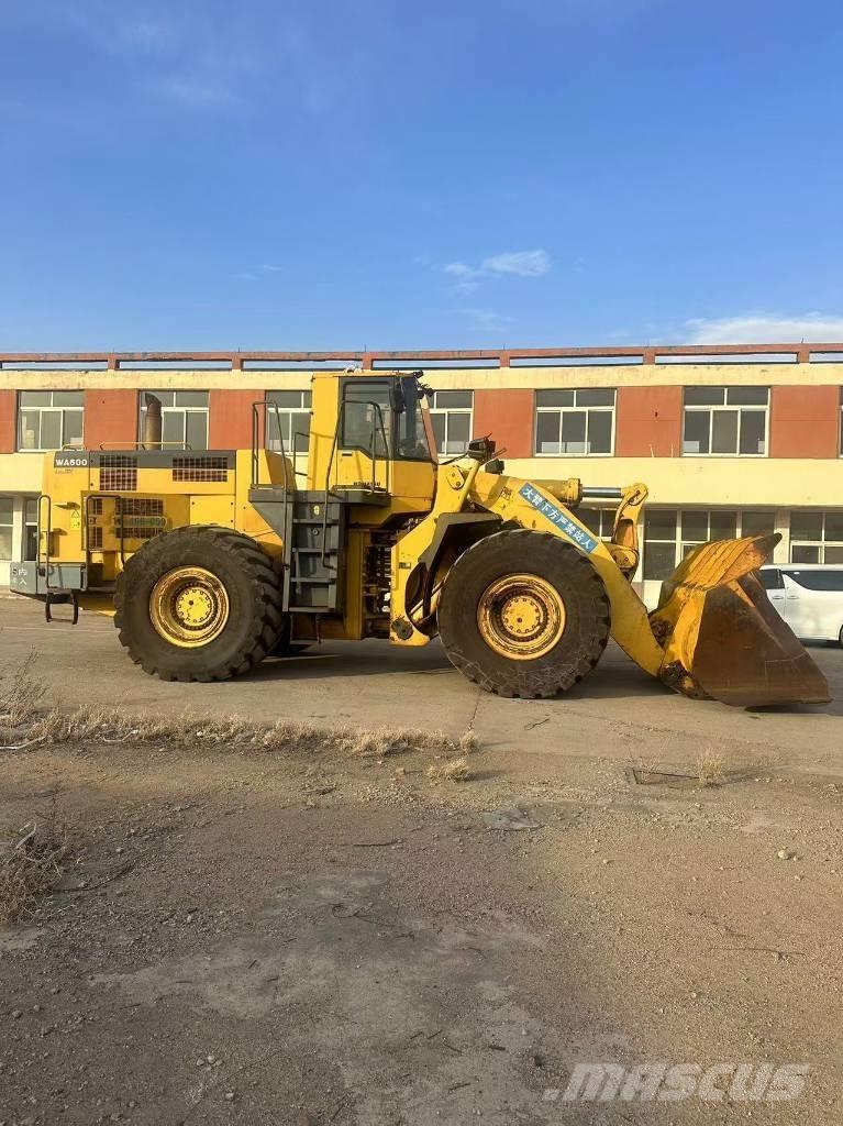 Komatsu WA 600-6 Hjullastere