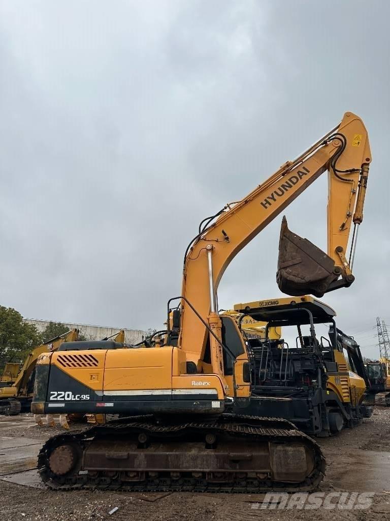 Hyundai 220LC-9S Beltegraver