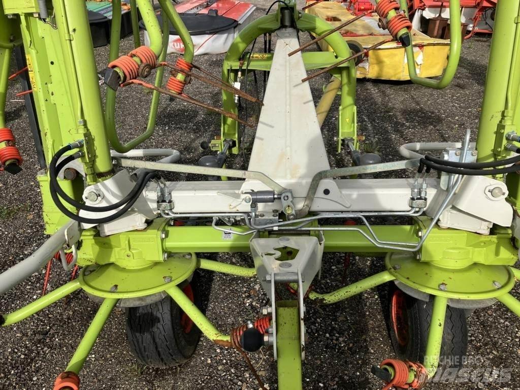 CLAAS VOLTO 1100 Raker og høyvendere