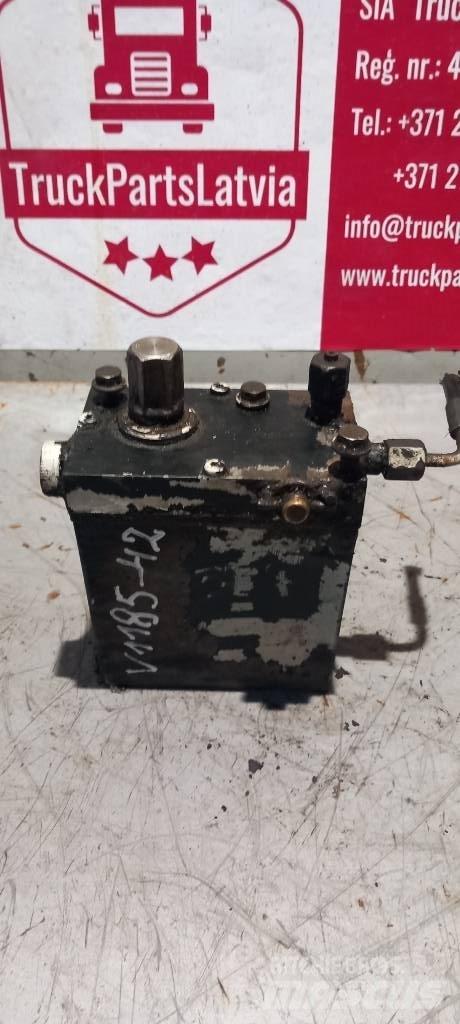 Volvo FH 12.    21882617 Hydraulikk